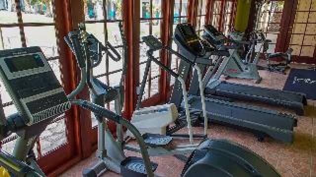 Desportos y Entretenimento