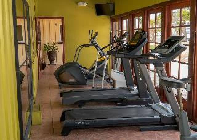 Desportos y Entretenimento