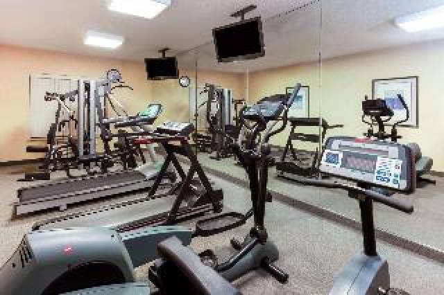 Desportos y Entretenimento