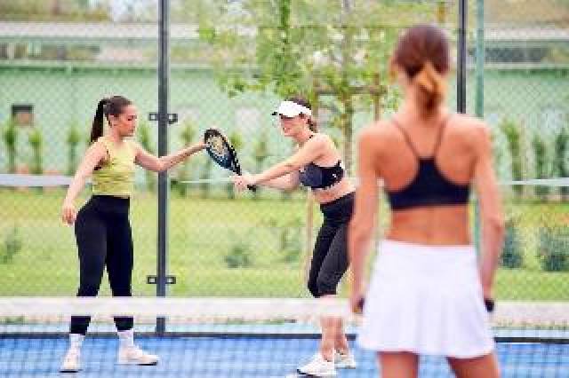 Desportos y Entretenimento
