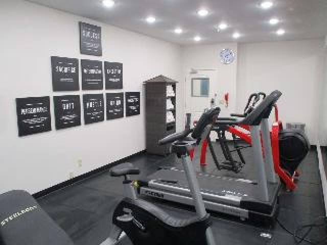 Desportos y Entretenimento