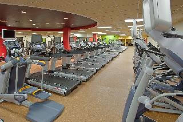 Desportos y Entretenimento