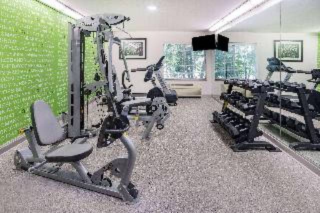 Desportos y Entretenimento
