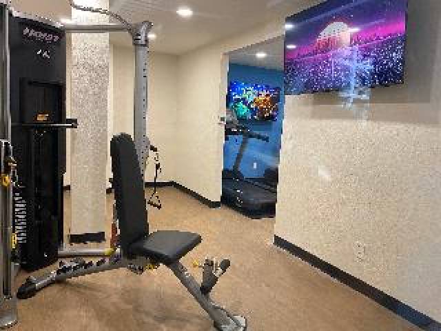 Desportos y Entretenimento