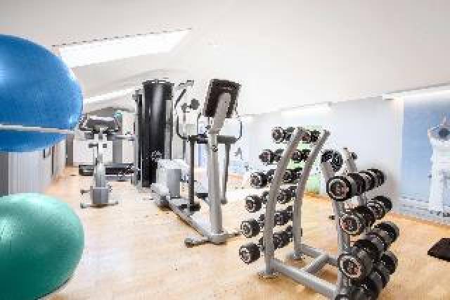 Desportos y Entretenimento