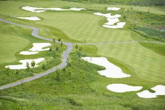 Desportos y Entretenimento