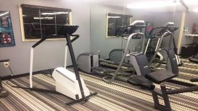 Desportos y Entretenimento
