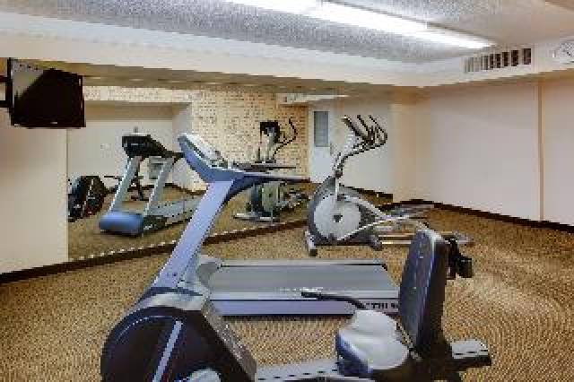 Desportos y Entretenimento