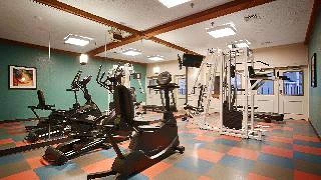 Desportos y Entretenimento
