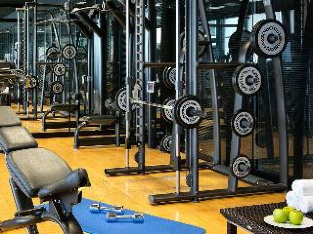 Desportos y Entretenimento
