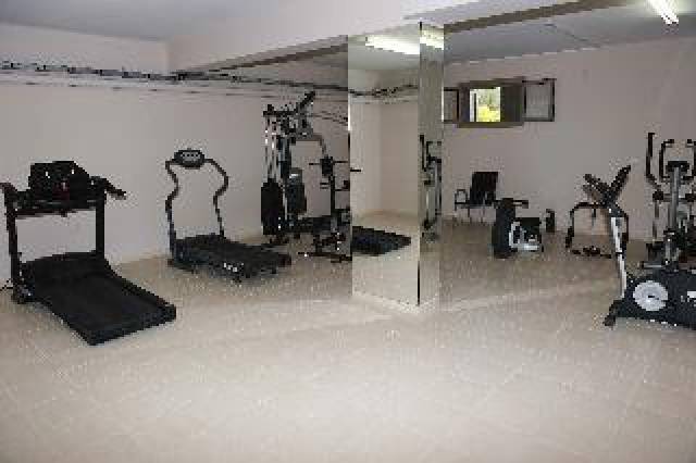 Desportos y Entretenimento