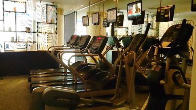 Desportos y Entretenimento