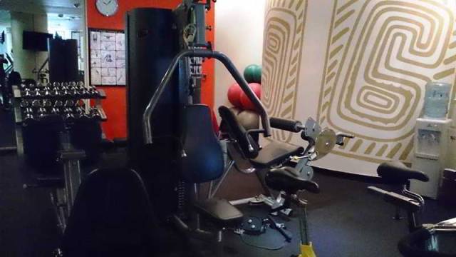 Desportos y Entretenimento