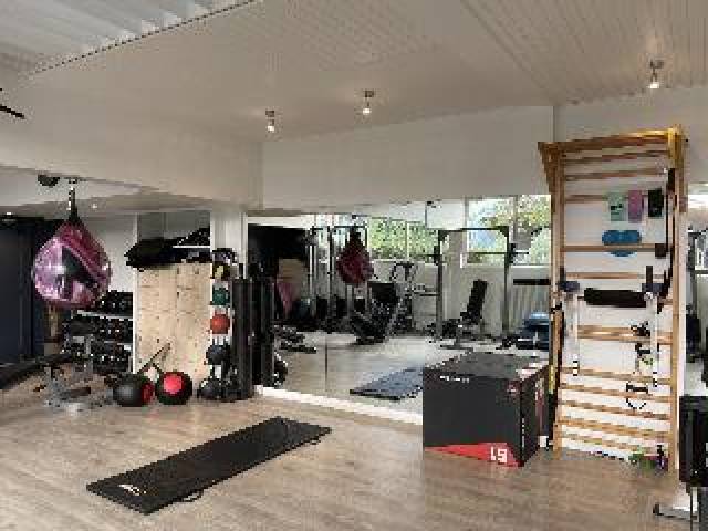 Desportos y Entretenimento