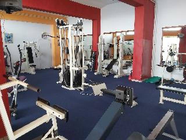 Desportos y Entretenimento