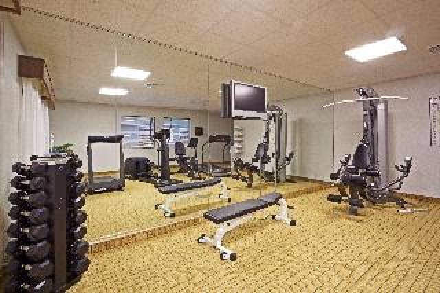 Desportos y Entretenimento