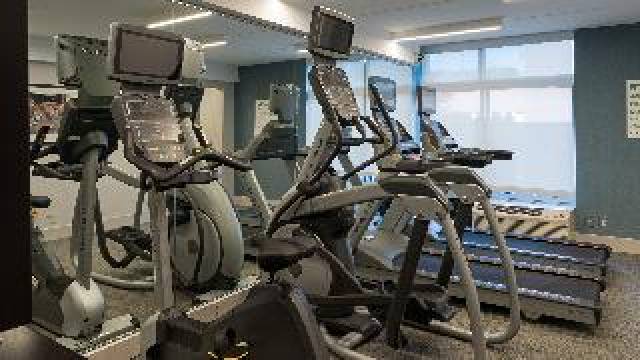 Desportos y Entretenimento