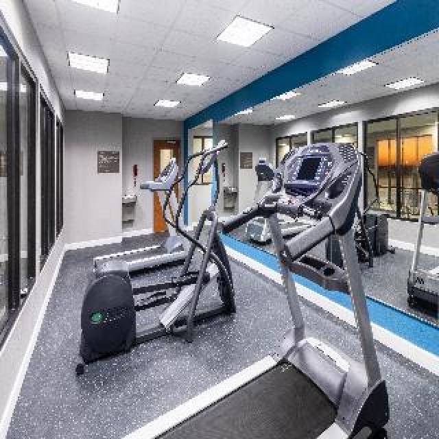Desportos y Entretenimento