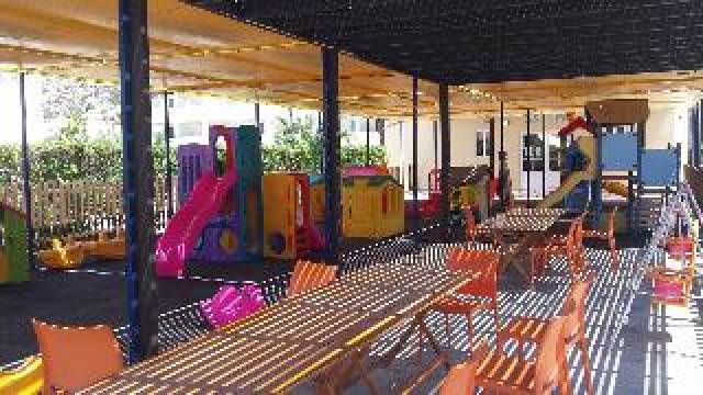 Desportos y Entretenimento