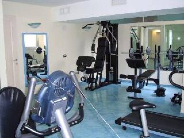 Desportos y Entretenimento