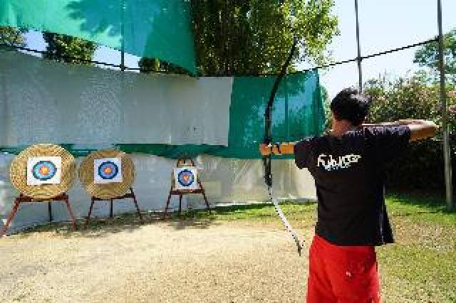 Desportos y Entretenimento