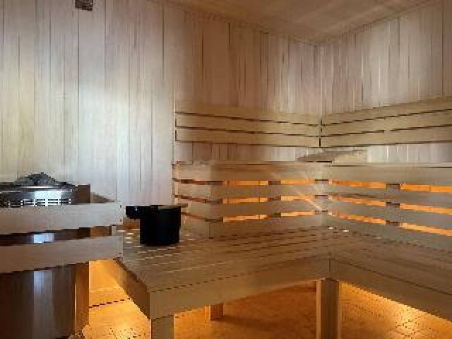Desportos y Entretenimento