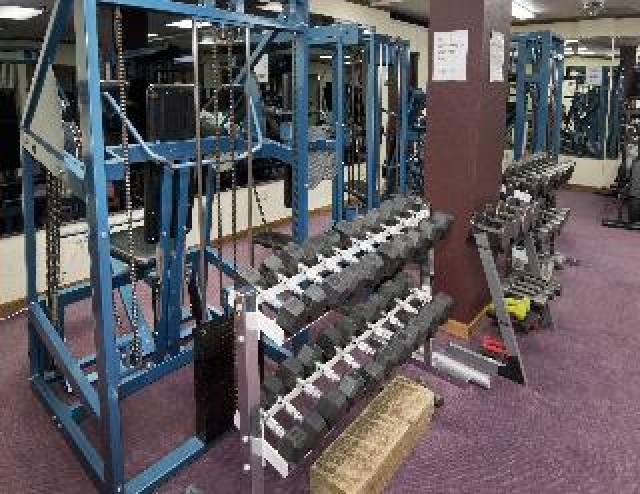Desportos y Entretenimento