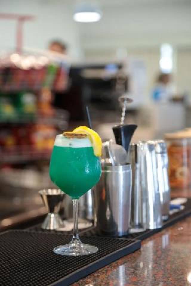Bar