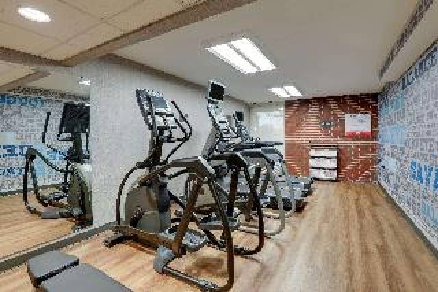 Desportos y Entretenimento