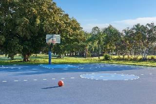 Desportos y Entretenimento