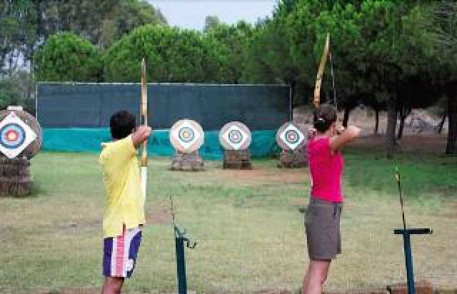 Desportos y Entretenimento