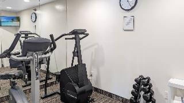 Desportos y Entretenimento