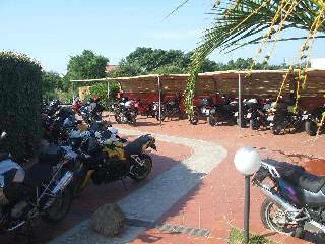 Desportos y Entretenimento
