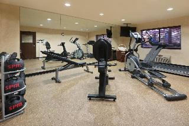 Desportos y Entretenimento