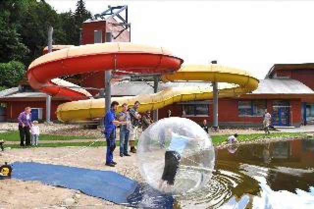 Desportos y Entretenimento