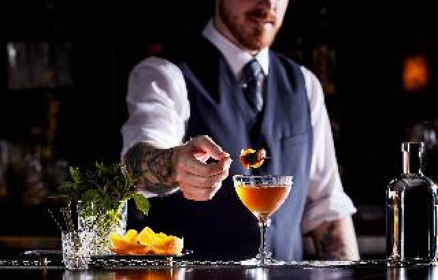 Bar