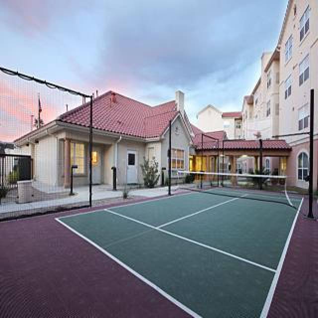 Desportos y Entretenimento