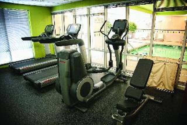 Desportos y Entretenimento