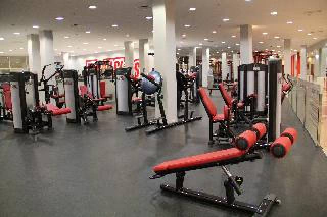 Desportos y Entretenimento