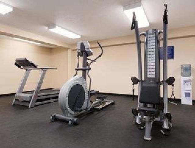 Desportos y Entretenimento