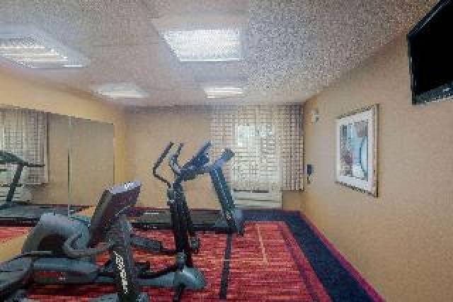 Desportos y Entretenimento