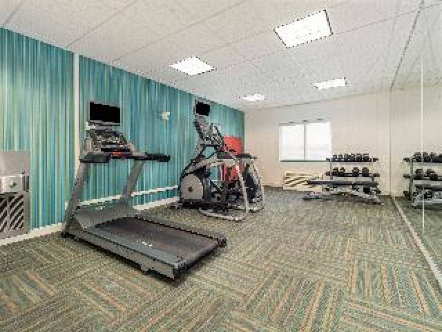 Desportos y Entretenimento