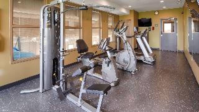 Desportos y Entretenimento