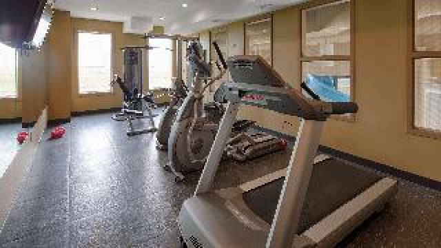 Desportos y Entretenimento