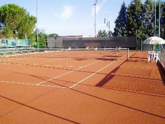 Desportos y Entretenimento