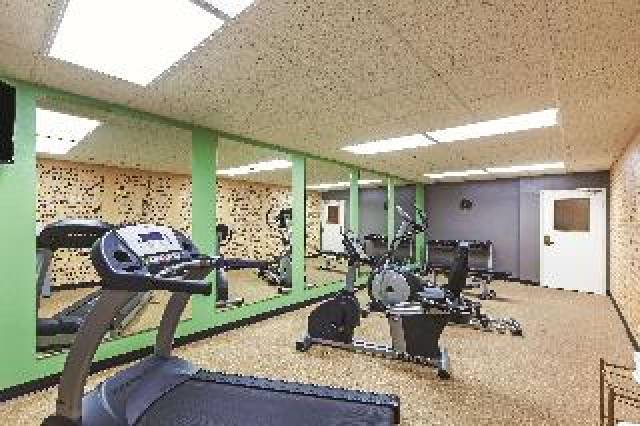 Desportos y Entretenimento
