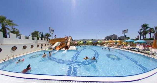 Piscina