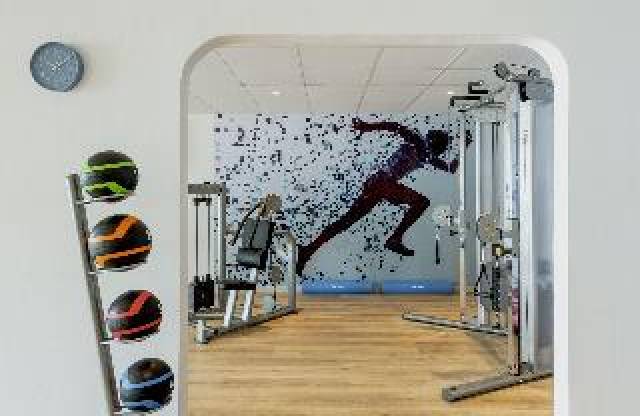 Desportos y Entretenimento