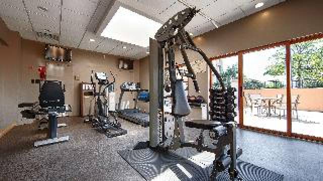 Desportos y Entretenimento