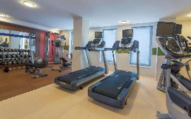 Desportos y Entretenimento